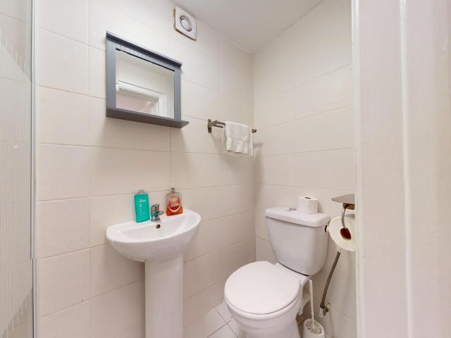 Studio for rent in Earl's Court, Greater London