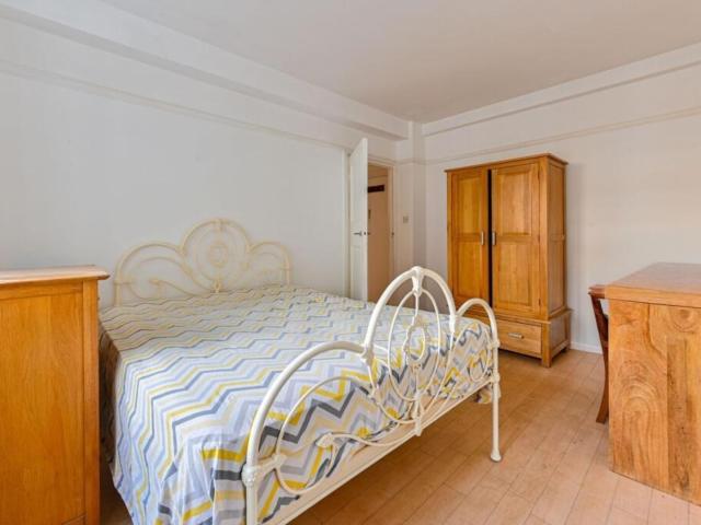 Studio for rent in Earl's Court, Greater London