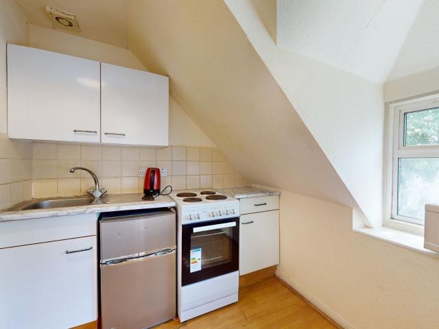 Studio for rent in Dollis Hill, Greater London