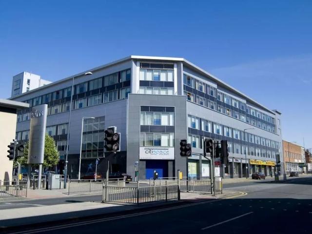 Studio for rent in Leylands, West Yorkshire