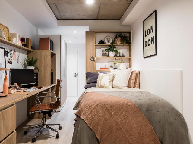 Studio for rent in Greater London