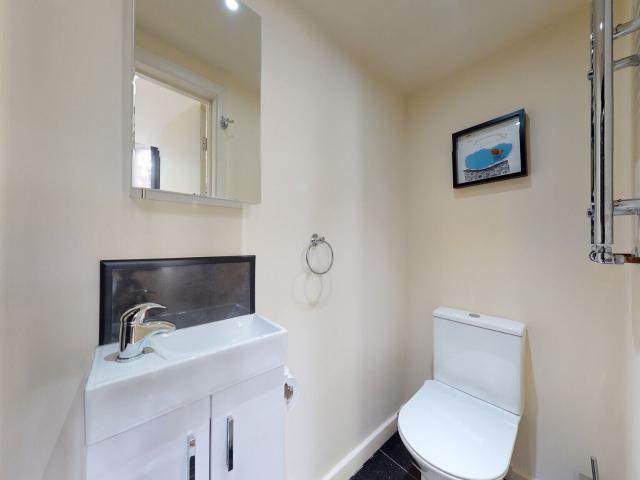 Studio for rent in Mapesbury, Greater London