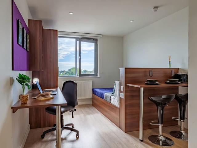 Studio for rent in London Borough of Ealing, Greater London