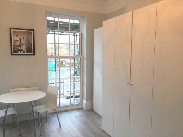Studio for rent in London Borough of Ealing, Greater London
