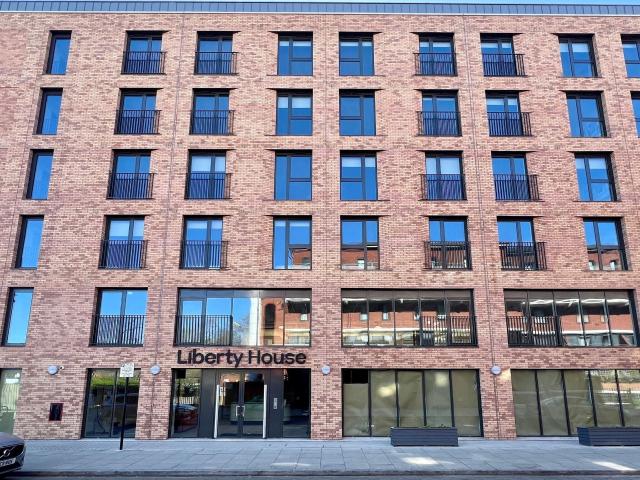 Studio for rent in London Borough of Hounslow, Feltham