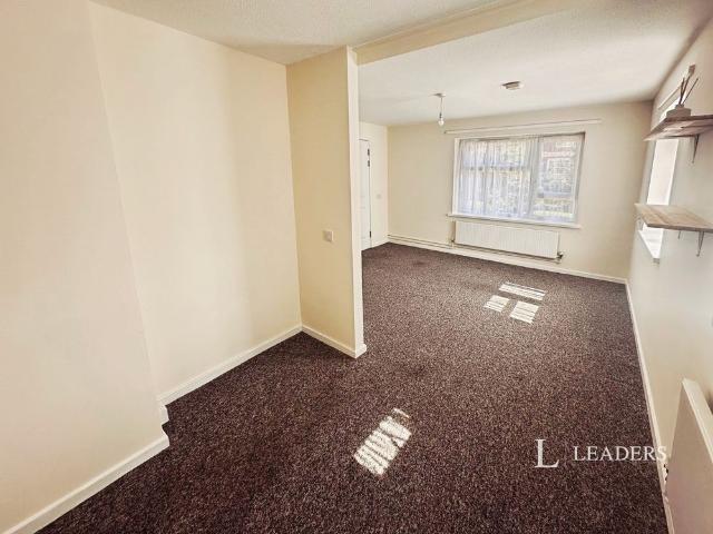 Studio for rent in Clapham, West Sussex