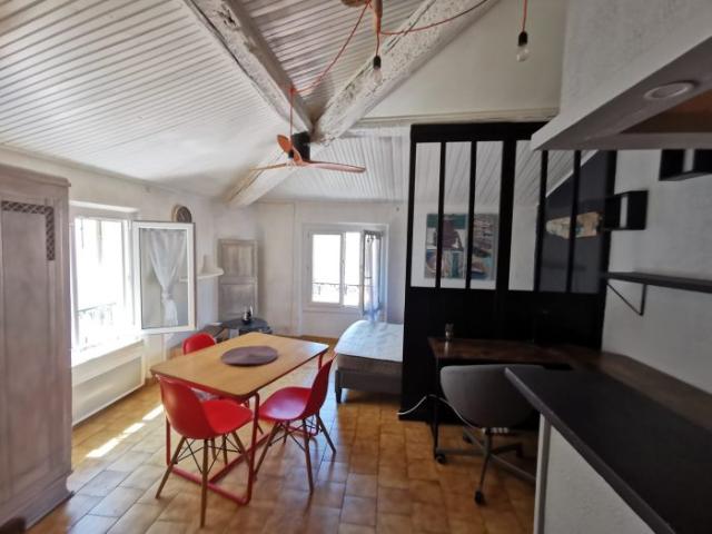 Studio location à Arrondissement de Toulon, Toulon