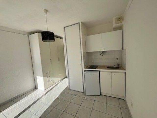 Studio location à Village du Soleil, Aix-en-Provence