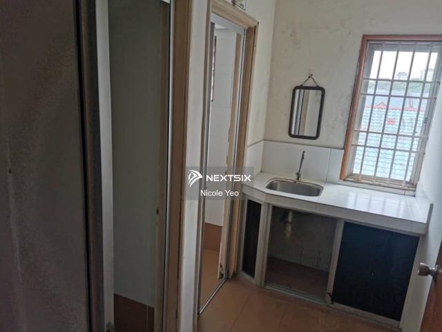 Residential House for rent in Country Heights Damansara, Kuala Lumpur