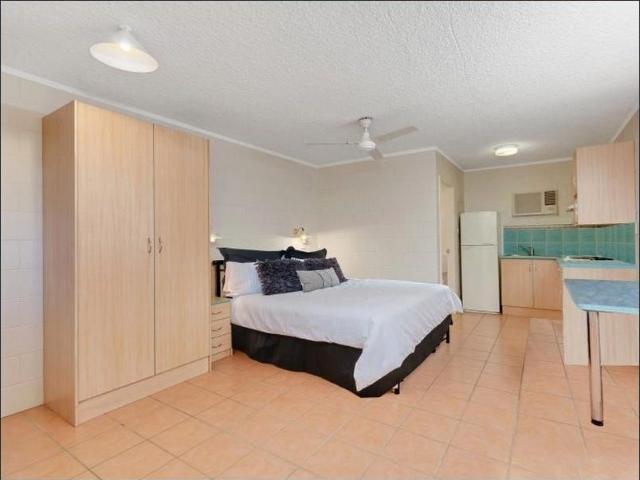 Granny Flat for rent in Woree, Cairns