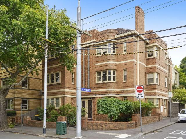 Granny Flat for rent in South Yarra, Melbourne