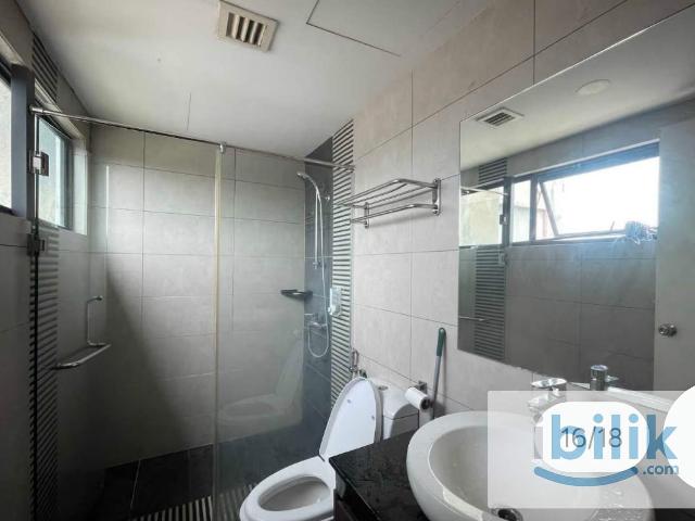 Room for rent in Petaling, Alam Impian