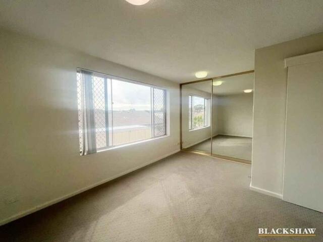 Granny Flat for rent in Karabar, Queanbeyan