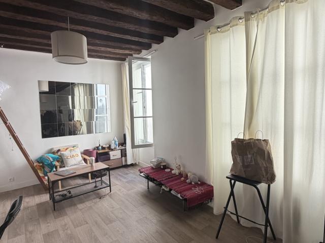 Studio location à Paris, Île-de-France