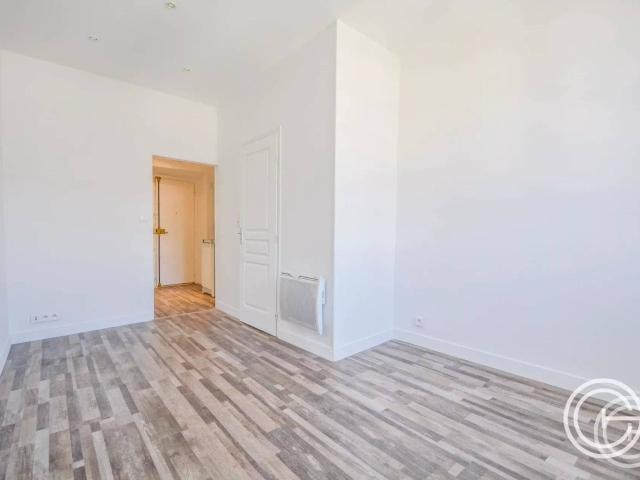 Studio location à Nice