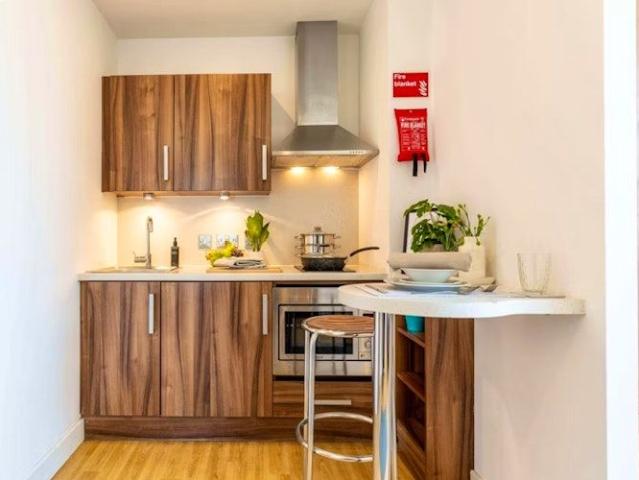 Studio for rent in Kingsdown, Feckenham