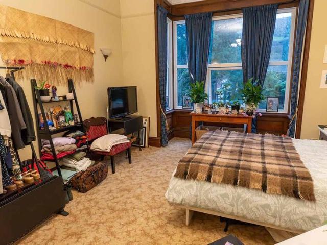 Property for rent in Otakou