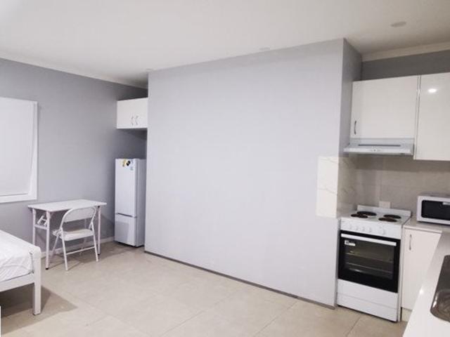 Granny Flat for rent in Ambergate, New South Wales