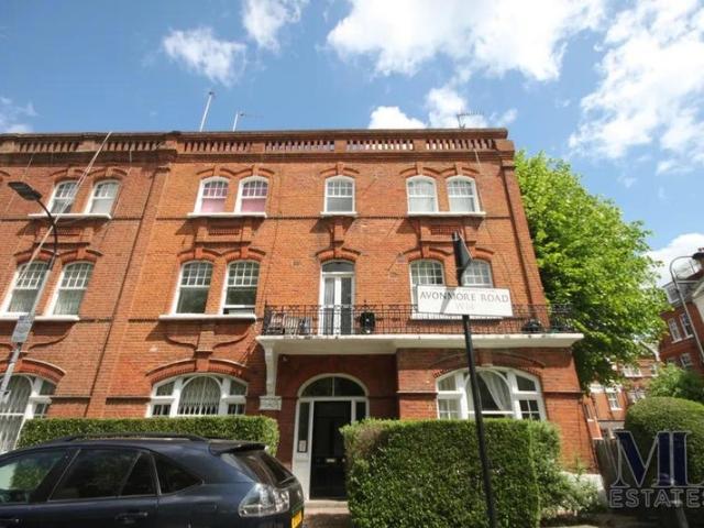 Studio for rent in London Borough of Hammersmith and Fulham, Greater London