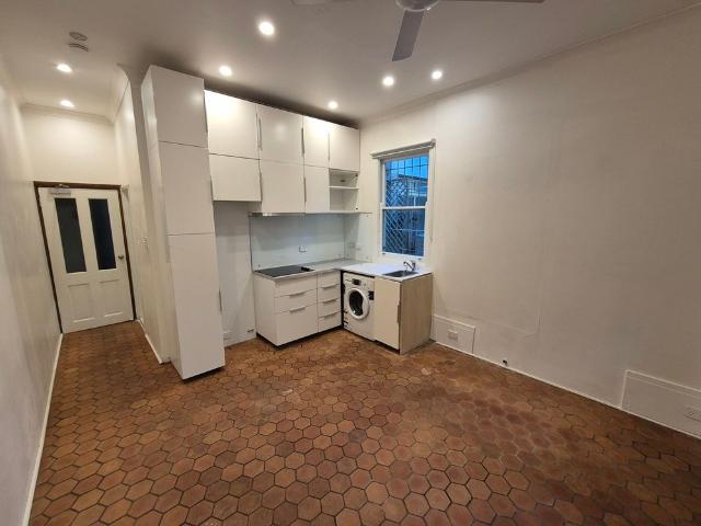 Granny Flat for rent in Sydney, New South Wales