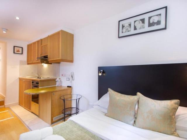 Studio for rent in London Borough of Camden, Greater London