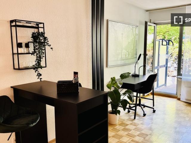 Studio mieten in Düsseldorf, Wersten