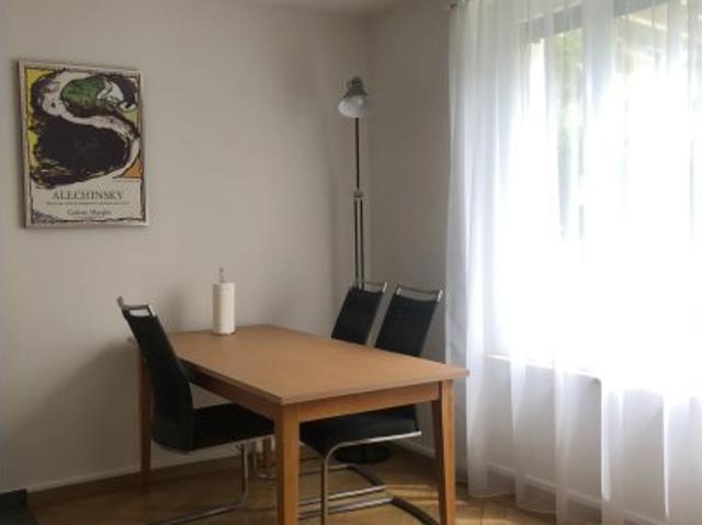 Immobilie mieten in Einigen, Zürich