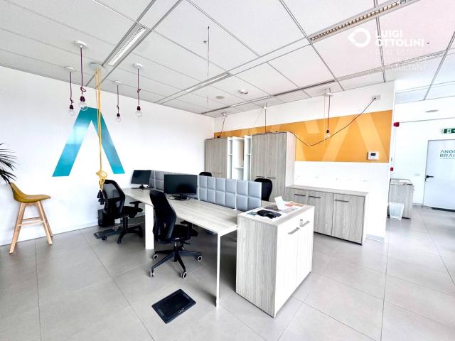 Ufficio in affitto a Carnovali, Bergamo