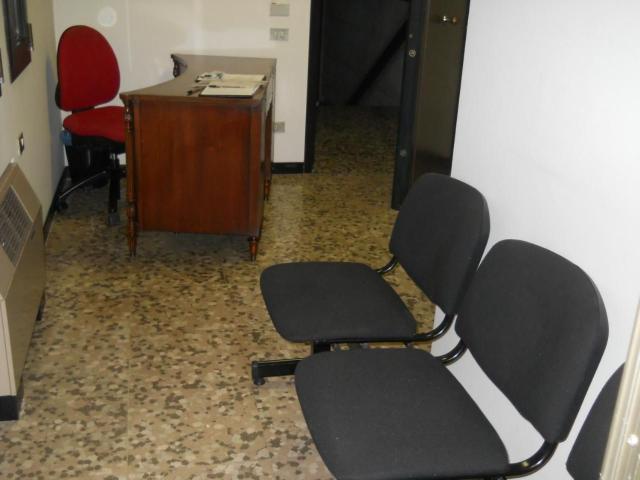 Ufficio in affitto a Unione della Romagna Faentina, Faenza
