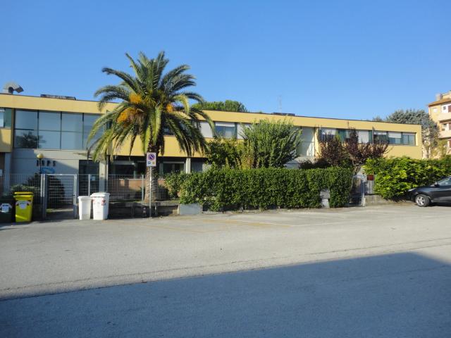 Ufficio in affitto a Marche, Ancona