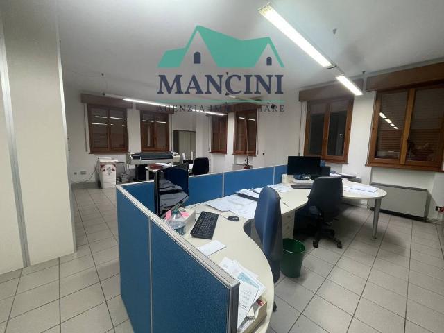 Ufficio in affitto a Marche, Ancona