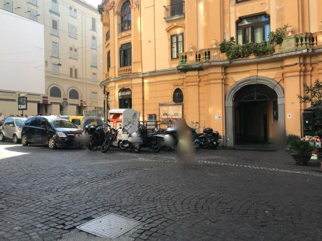 Ufficio in affitto a Municipalità 5, Napola