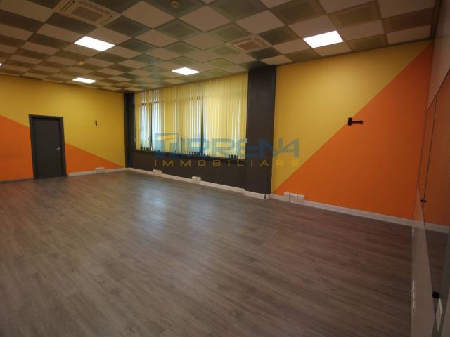 Ufficio in affitto a Ospedaletto, Pisa