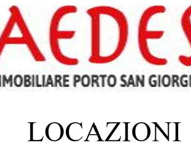 Ufficio in affitto a Marche, Fermo