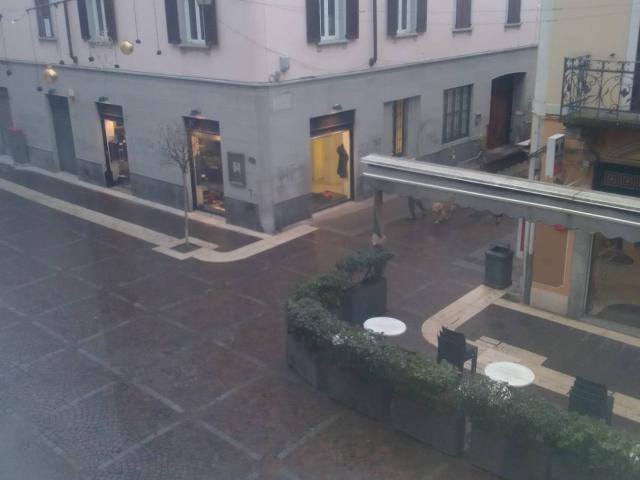 Ufficio in affitto a Volta-Prealpi, Saronno