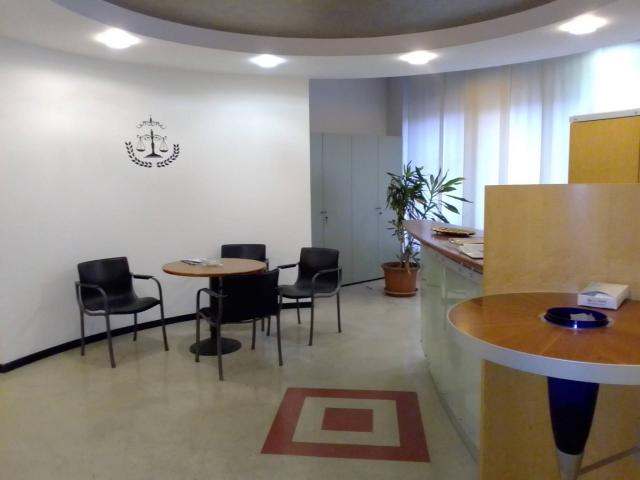 Ufficio in affitto a Volta-Prealpi, Saronno