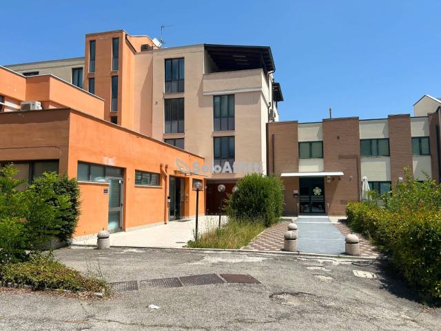 Ufficio in affitto a Teramo, Abruzzo