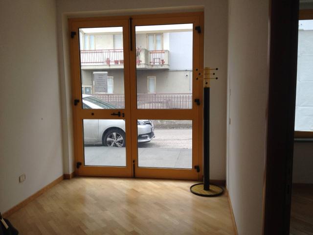 Locale Commerciale in affitto a San Paolo, Vasto