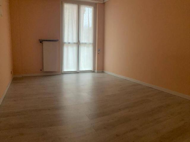 Ufficio in affitto a Comunità Montana della Valle Brembana, Zogno