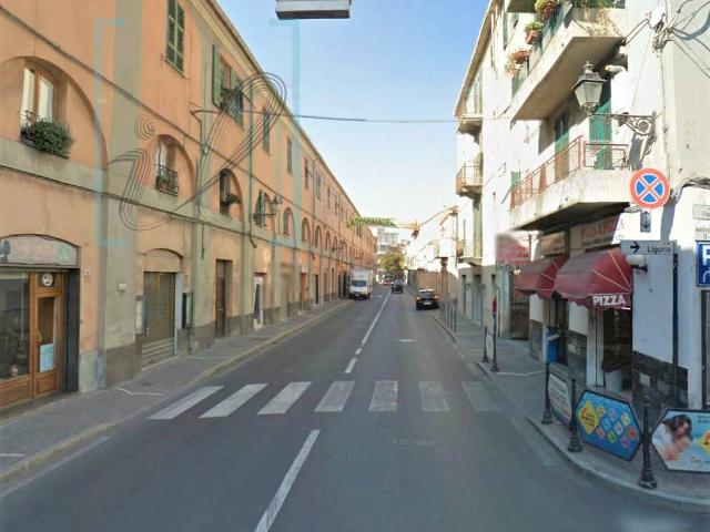 Ufficio in vendita a Albenga, Liguria