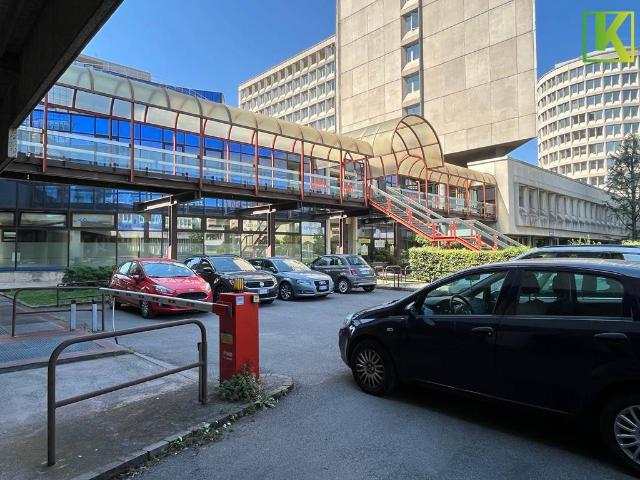 Ufficio in vendita a Zona Sud, Brescia