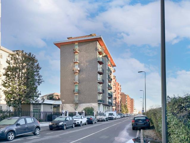Ufficio in vendita a Municipio 2, Milano