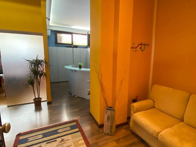 Ufficio in vendita a VI Circoscrizione, Palermo