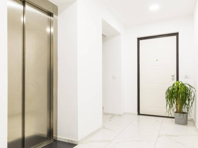 Ufficio in vendita a Le Badie, Prato