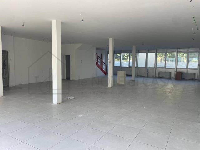 Ufficio in vendita a Grotta Rossa, Rimini