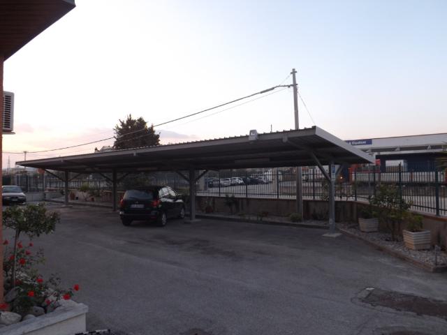 Ufficio in vendita a Agraria, Marche