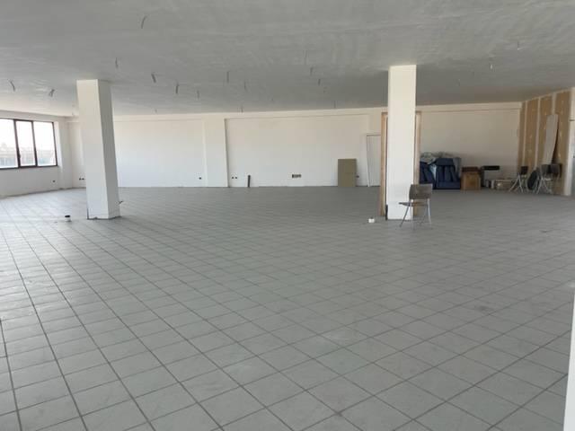 Ufficio in vendita a Marche, Ascoli Piceno