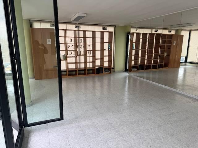 Ufficio in vendita a Marche, Ascoli Piceno
