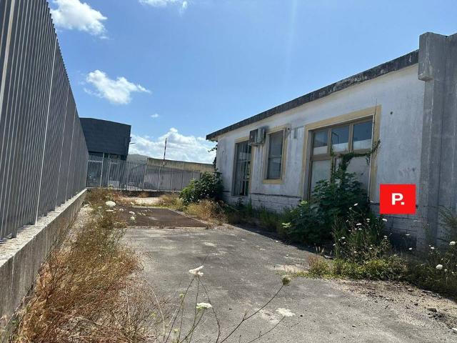 Ufficio in vendita a Capua, Campania