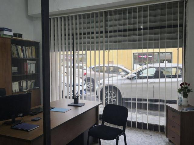 Ufficio in vendita a Unione dei comuni del Distretto Ceramico, Sassuolo